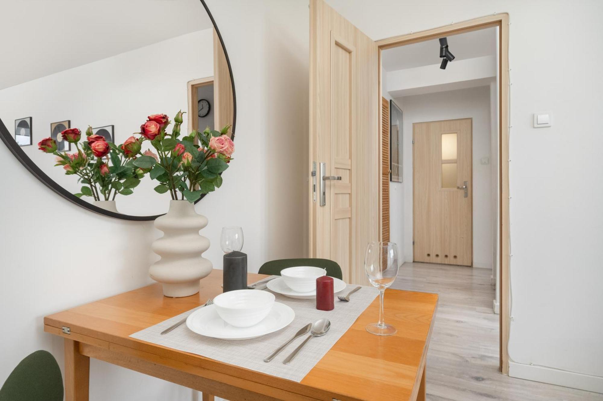 Apartament Cozy For 4 People In By Renters *